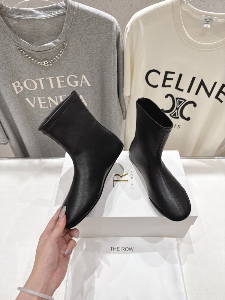 Ботинки женские фото 4