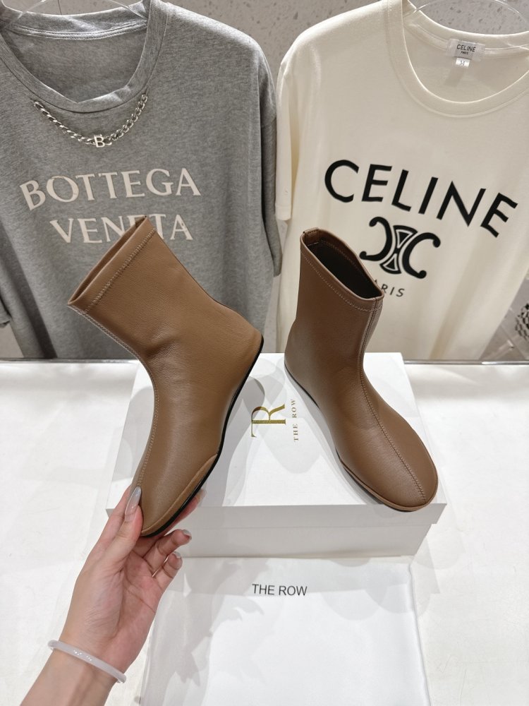 Ботинки женские фото 4