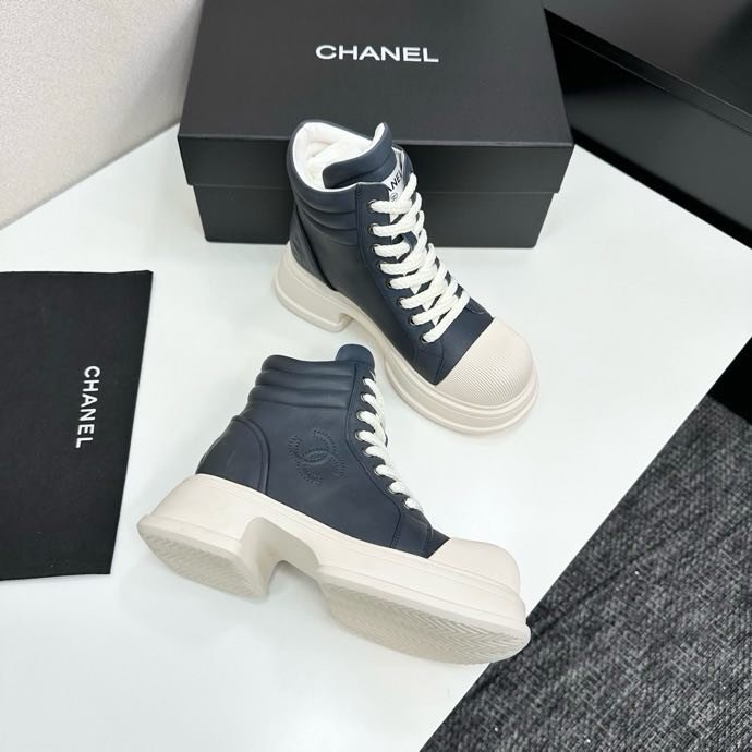 Ботинки женские фото 4