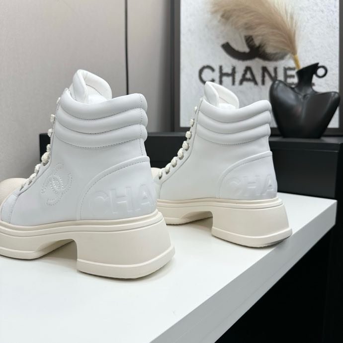 Ботинки женские фото 4