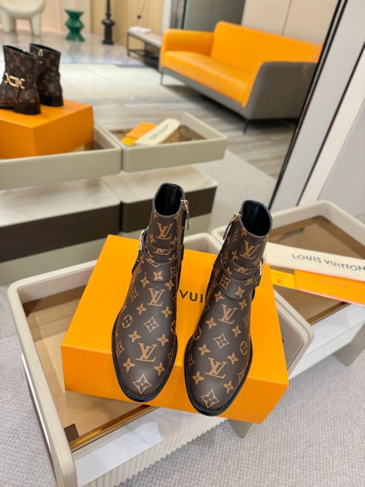 Черевики жіночі фото 4