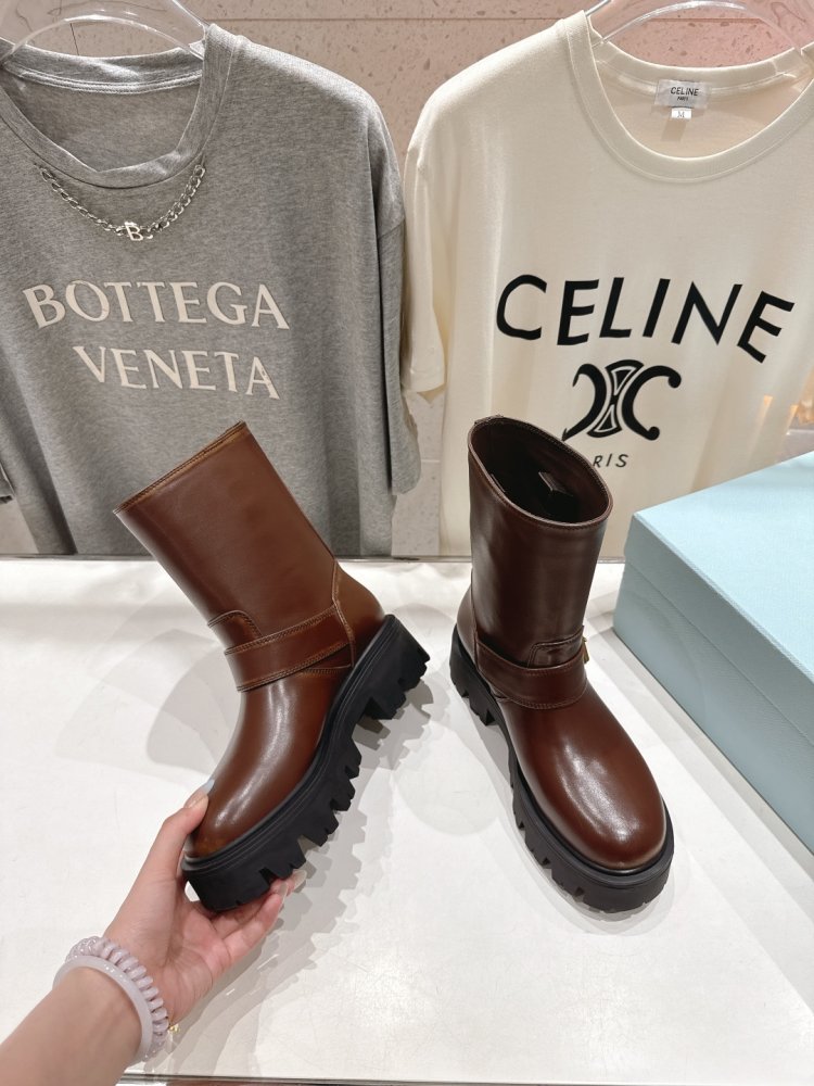 Ботинки женские фото 4