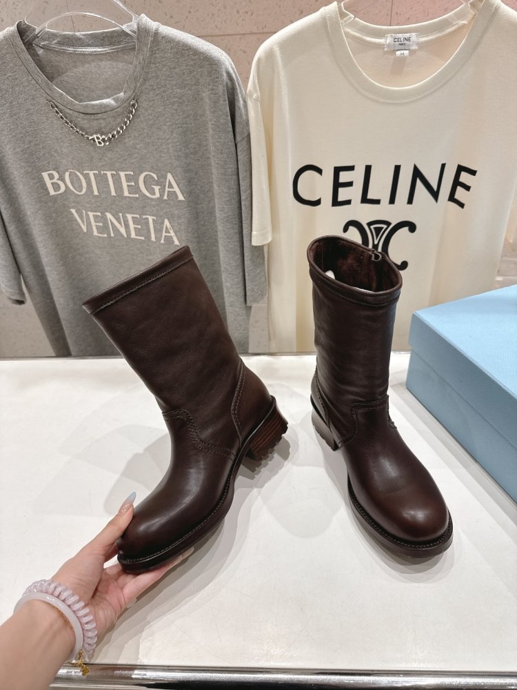 Ботинки женские фото 4