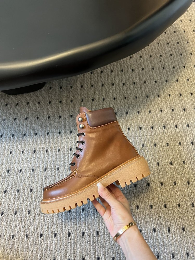 Ботинки женские фото 4