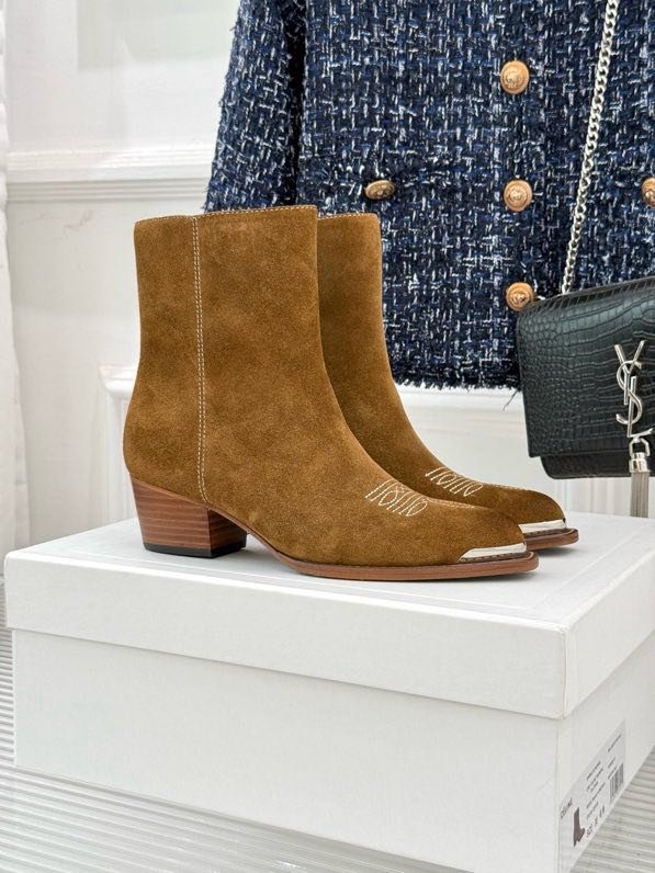 Ботинки женские фото 4