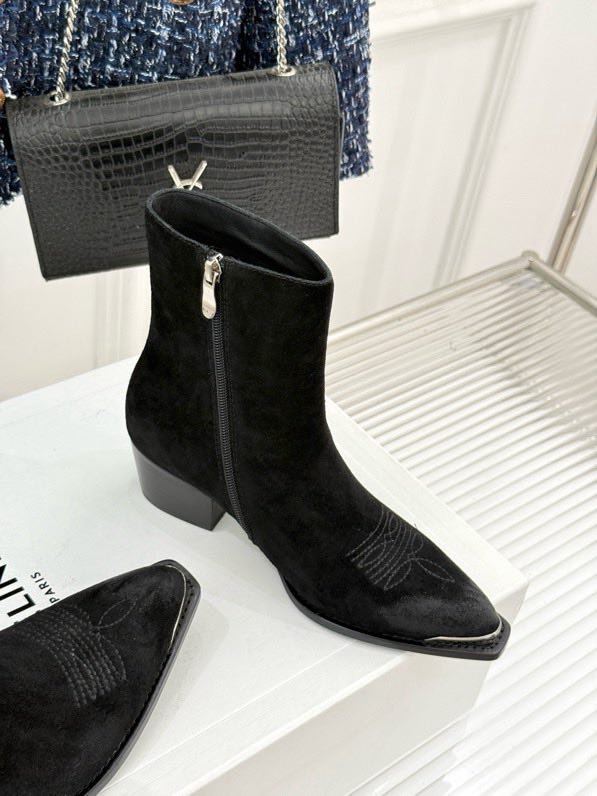 Ботинки женские фото 4