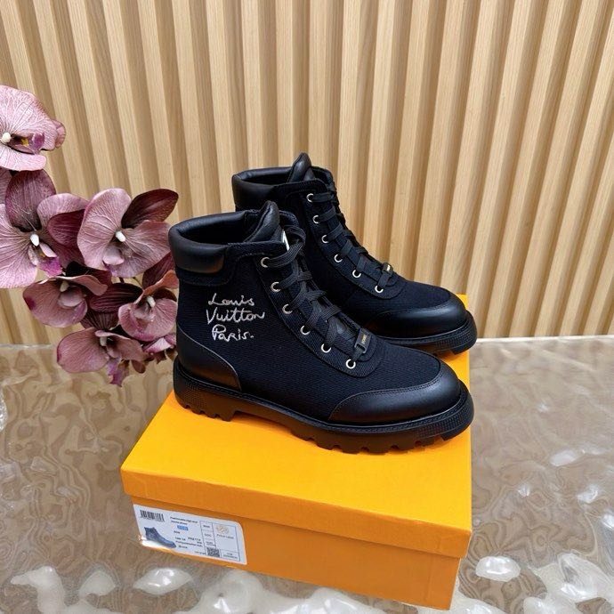 Ботинки женские фото 4