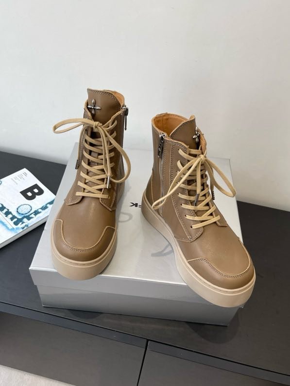 Ботинки женские фото 4