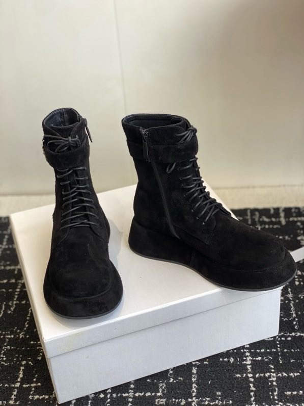 Ботинки женские фото 4