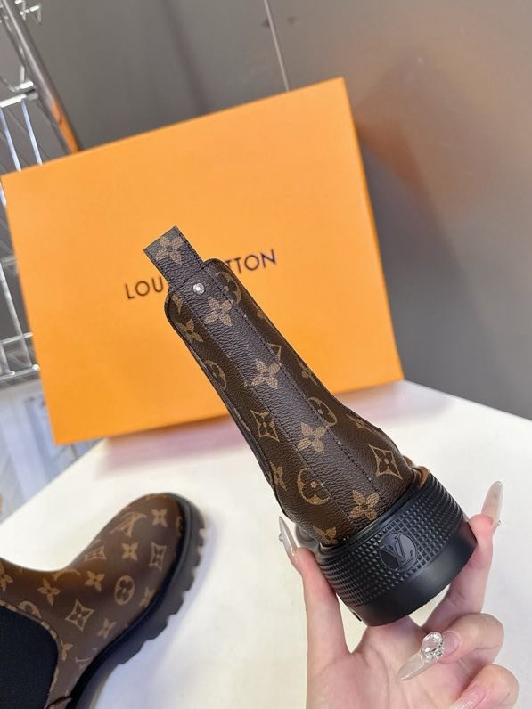 Черевики жіночі фото 4