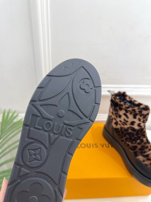 Черевики жіночі фото 4