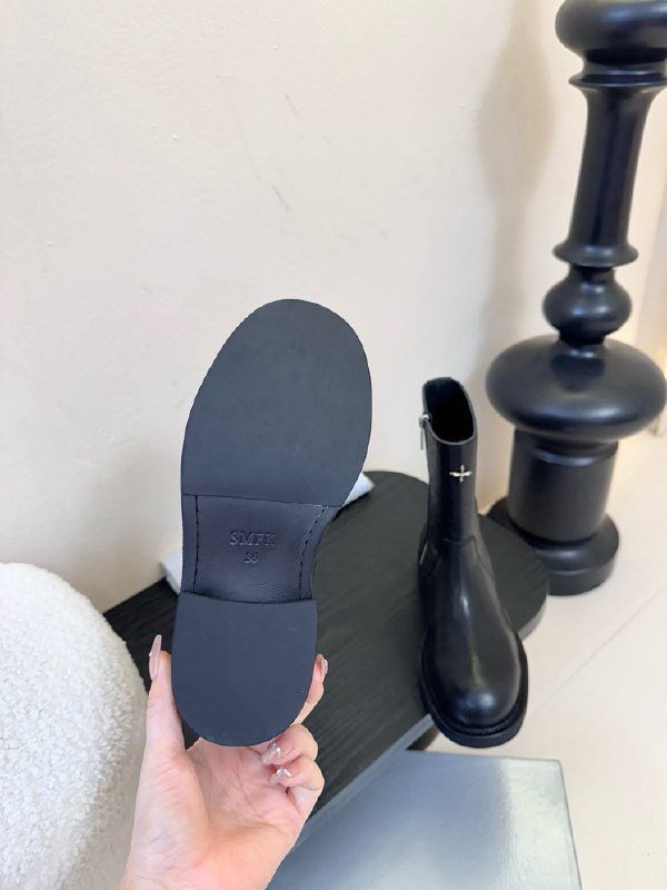 Boots women's фото 4