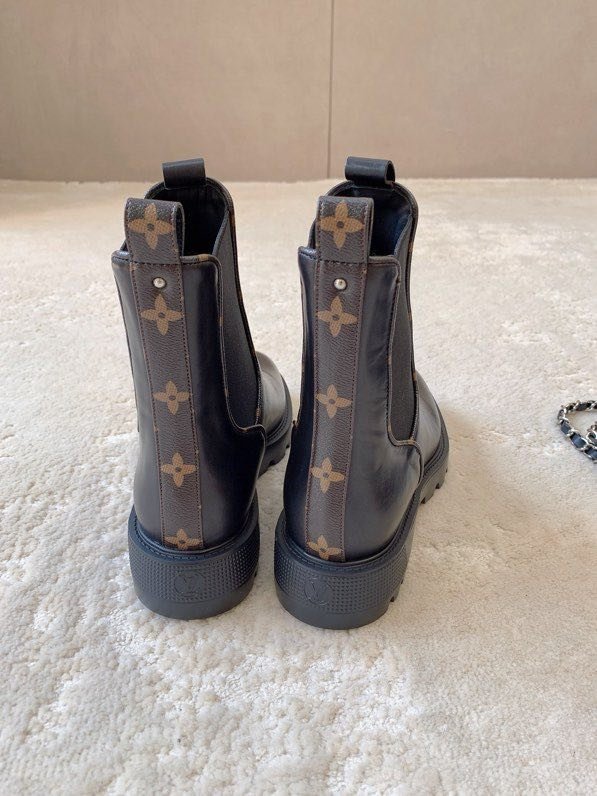 Ботинки женские фото 4