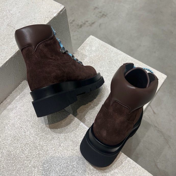 Ботинки женские фото 4