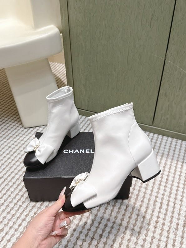 Ботинки женские фото 4