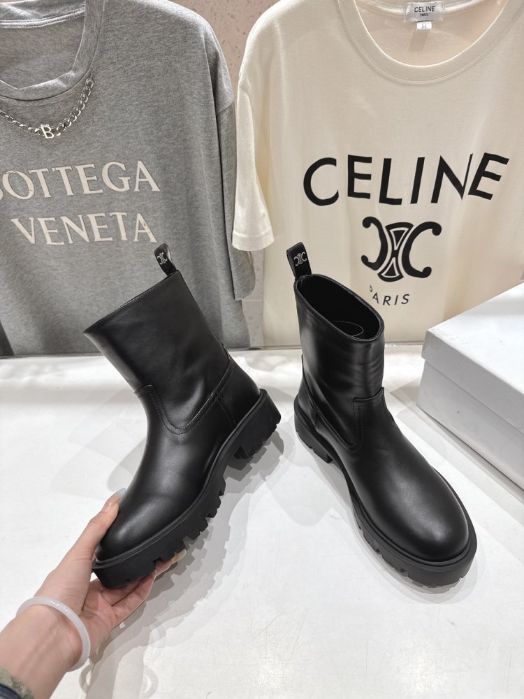 Boots women's фото 4