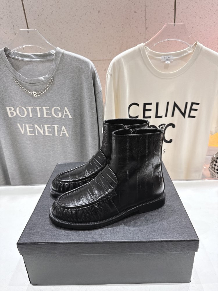 Ботинки женские фото 4