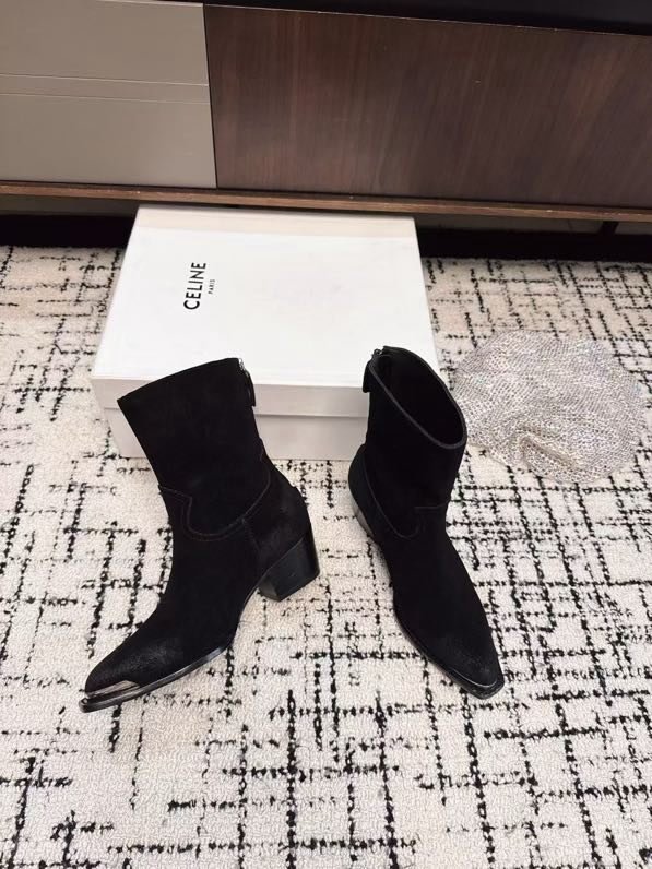 Ботинки женские фото 5