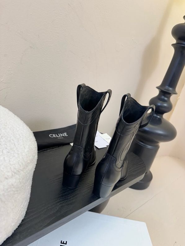 Ботинки женские фото 5