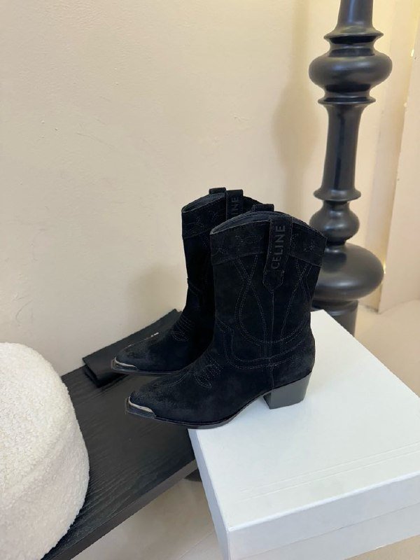 Ботинки женские фото 5