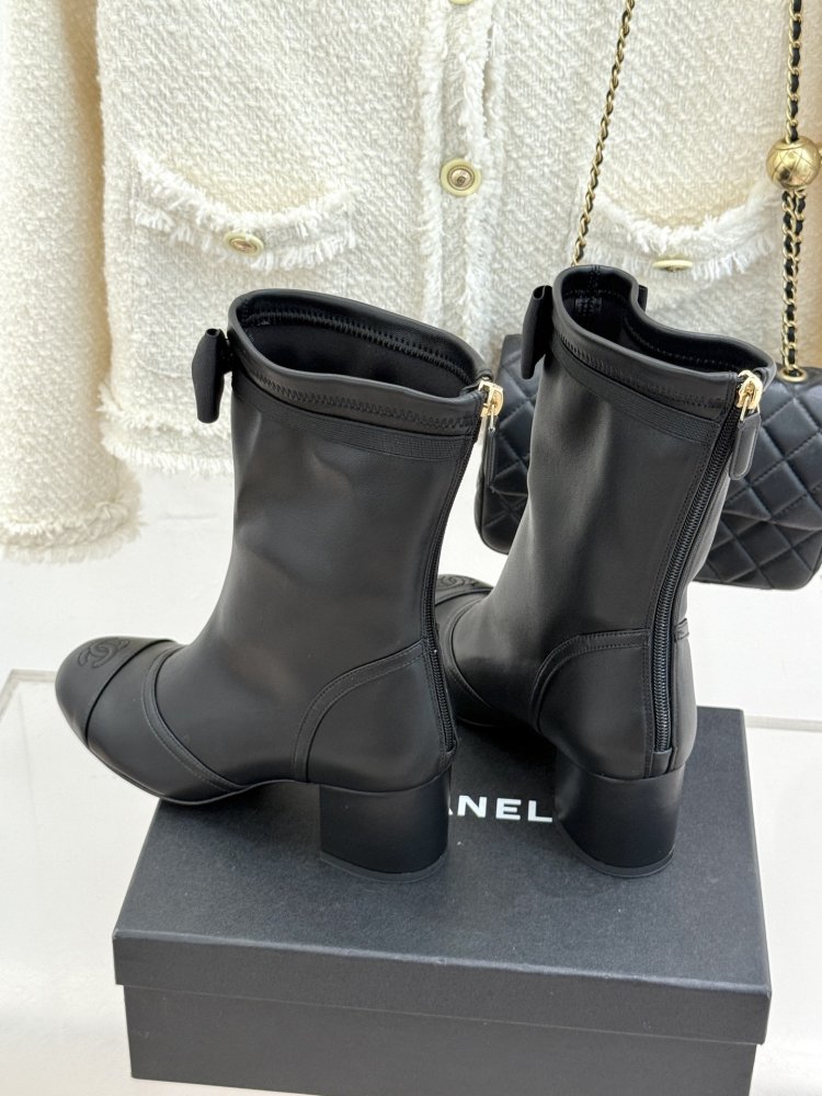 Ботинки женские фото 5