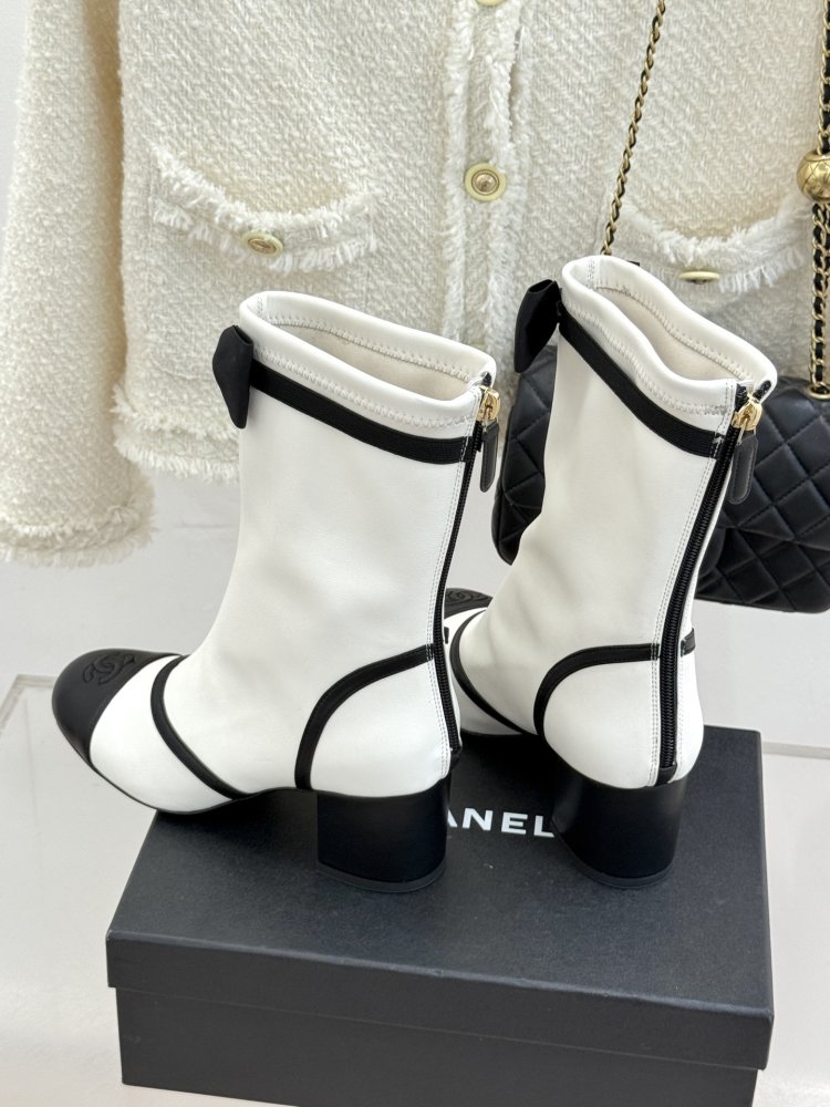 Boots women's фото 5