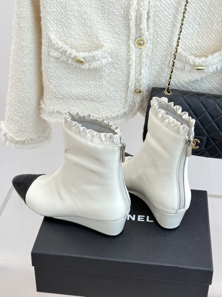 Ботинки женские фото 5