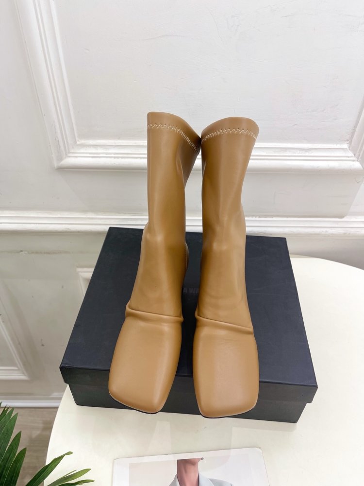 Ботинки женские фото 5