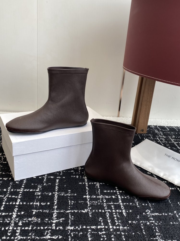 Boots women's фото 5