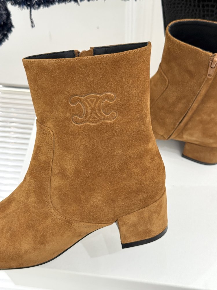 Ботинки женские фото 5