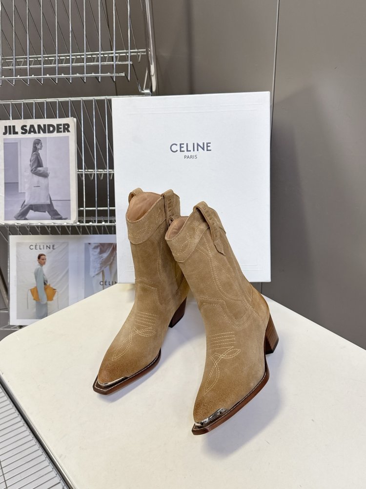 Ботинки женские фото 5