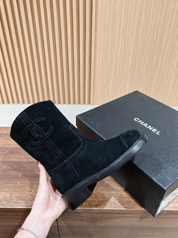 Ботинки женские фото 5