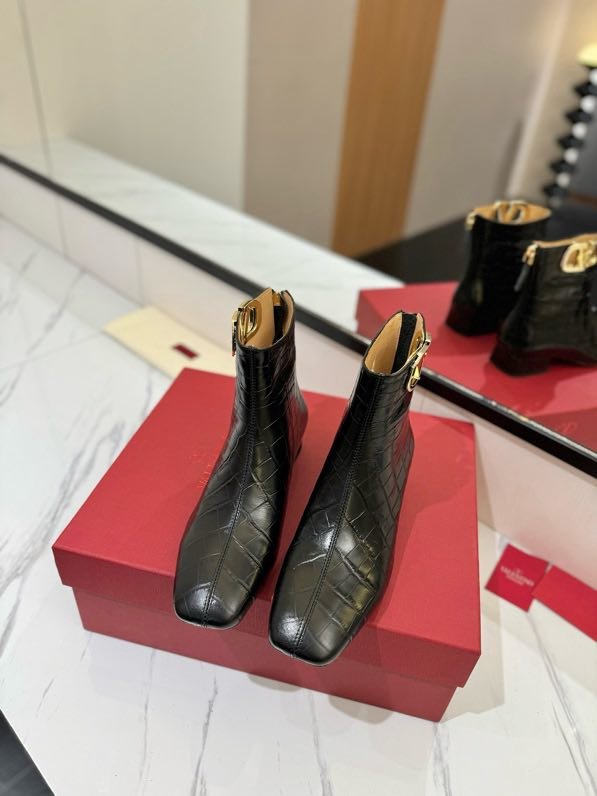 Ботинки женские фото 5