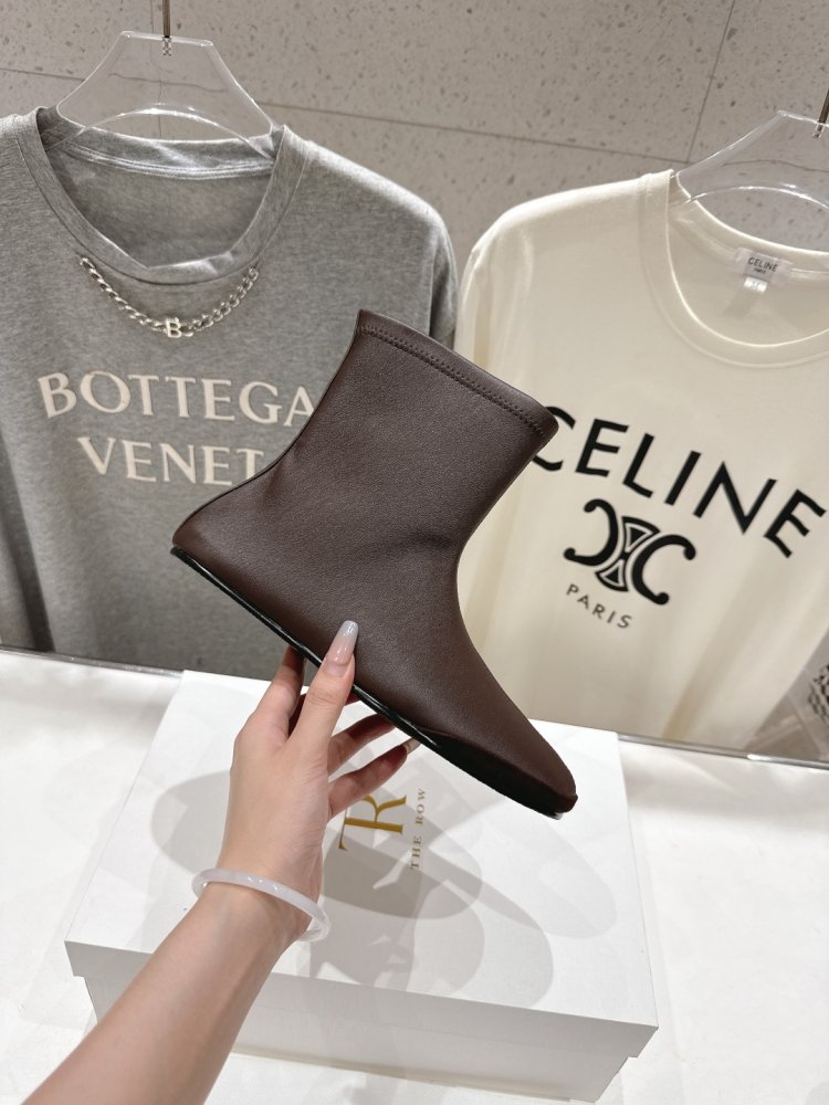 Boots women's фото 5