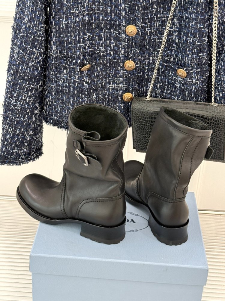 Ботинки женские фото 5