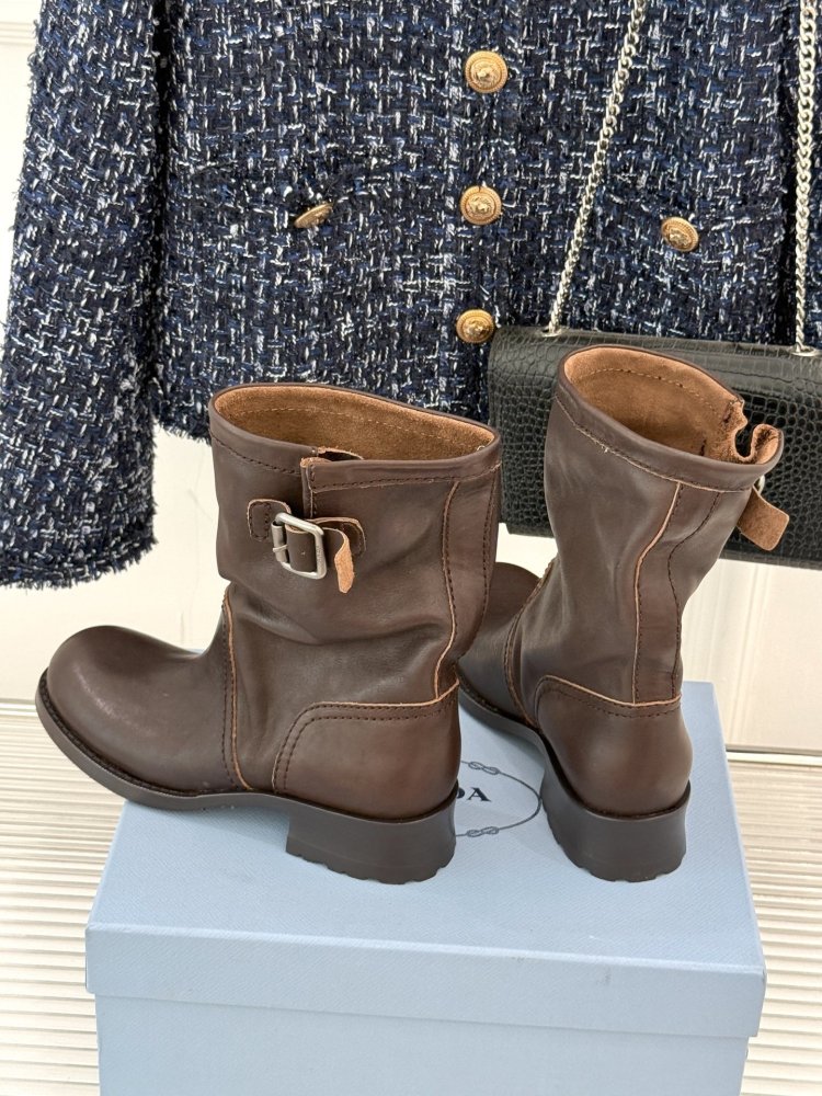 Ботинки женские фото 5