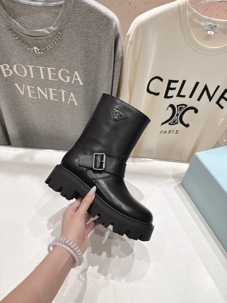 Boots women's фото 5