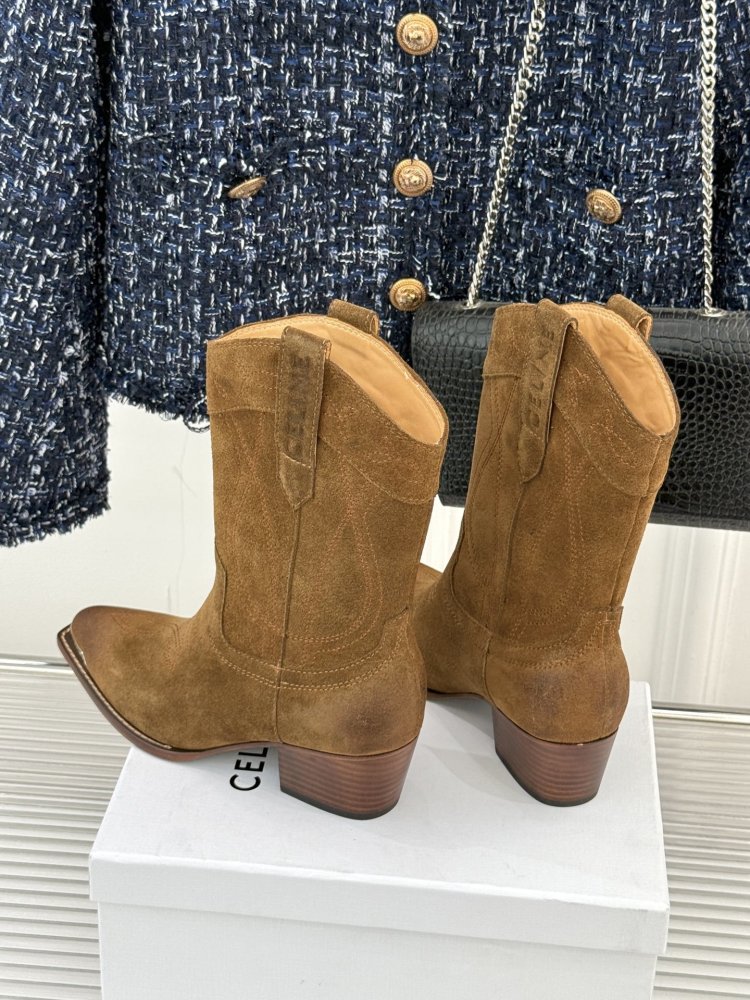 Boots women's фото 5