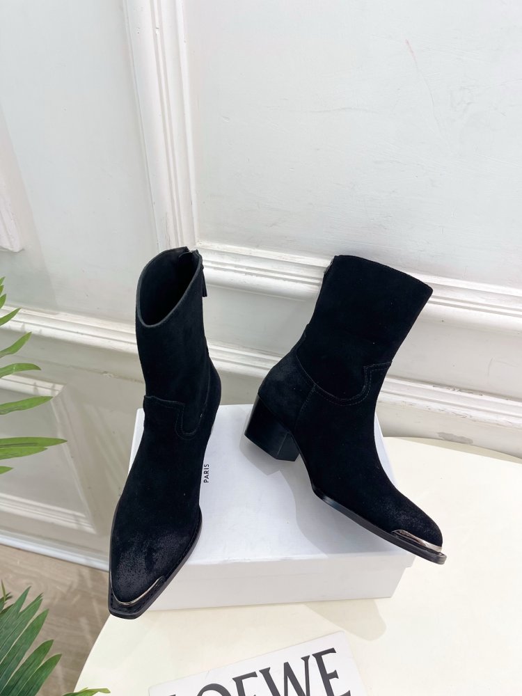 Ботинки женские фото 5