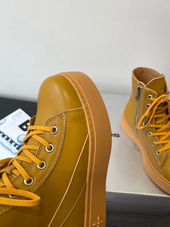 Ботинки женские фото 5