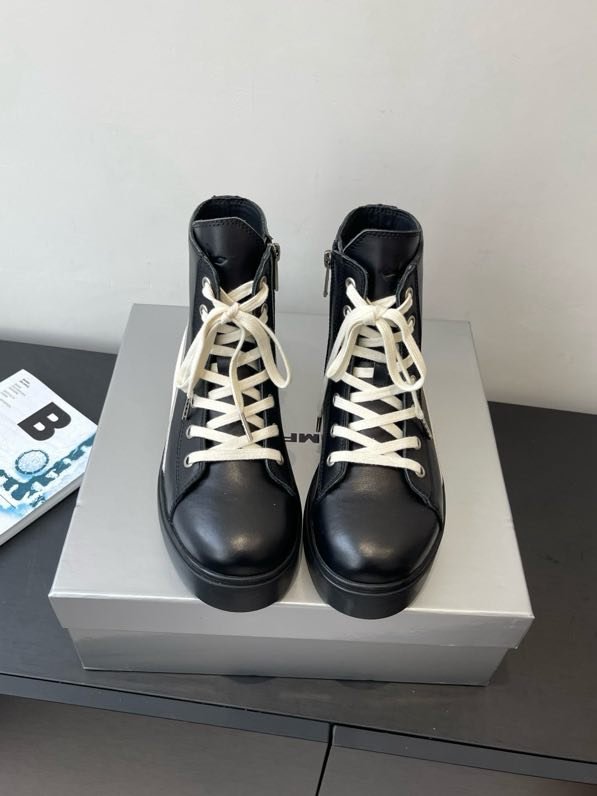 Ботинки женские фото 5