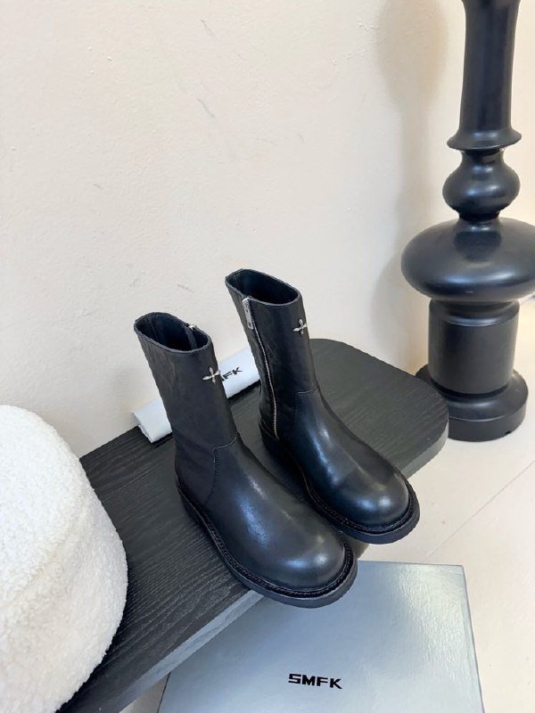 Boots women's фото 5