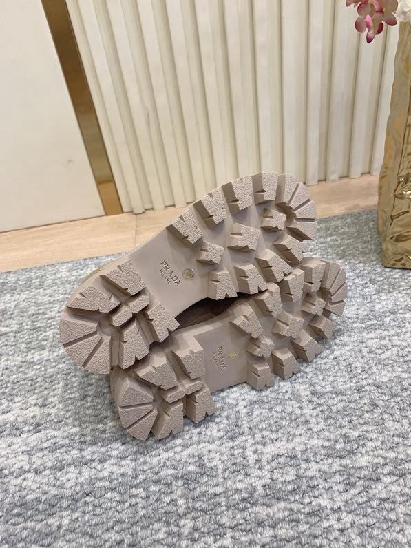 Ботинки женские фото 5