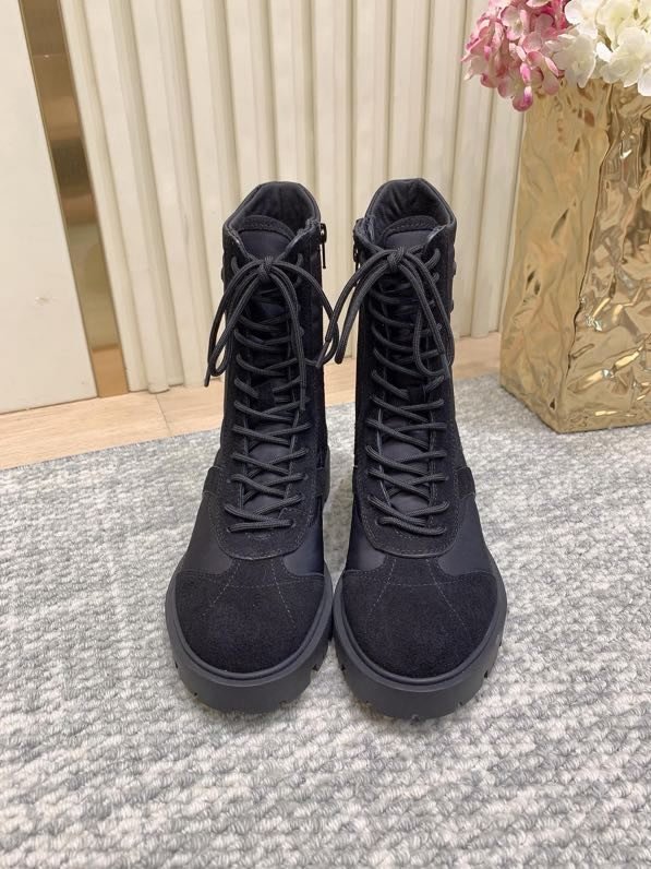 Boots women's фото 5