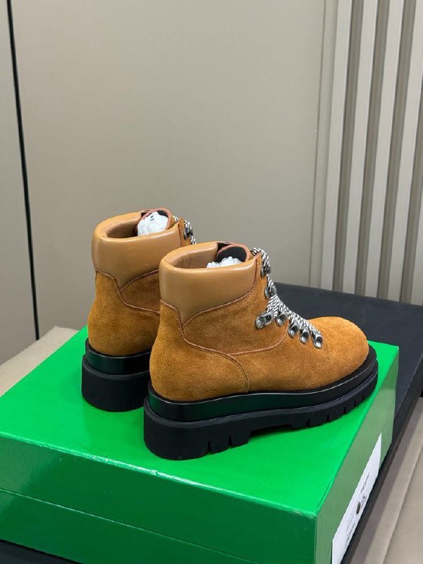 Ботинки женские фото 5