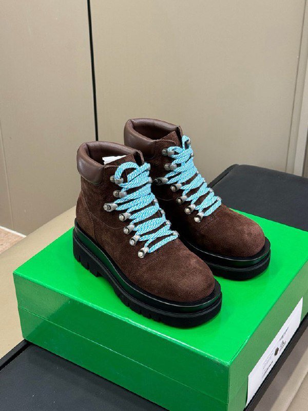 Ботинки женские фото 5