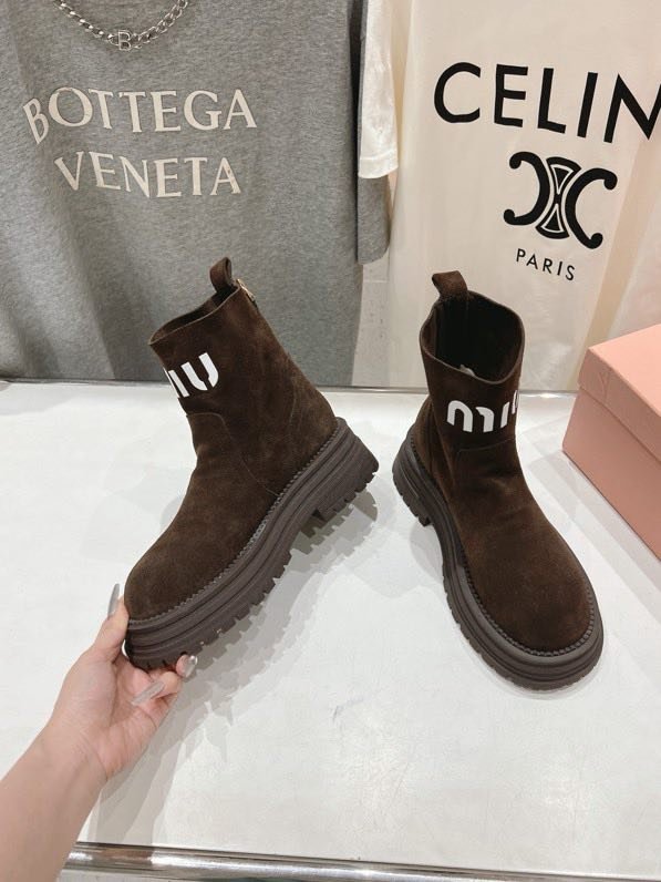 Boots women's фото 5