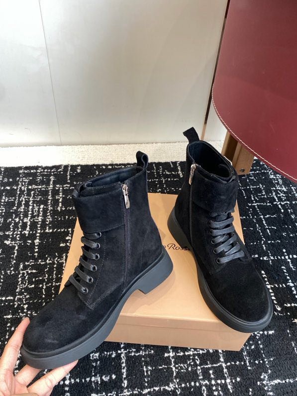 Boots women's фото 5