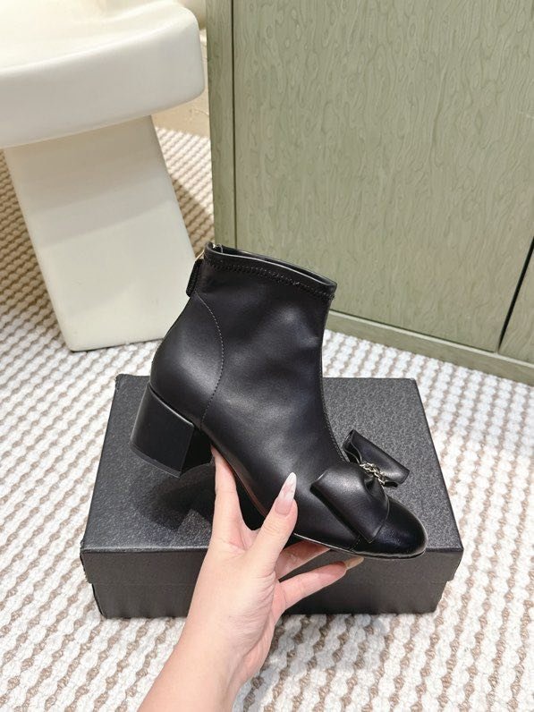 Boots women's фото 5