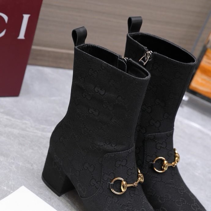 Ботинки женские фото 5